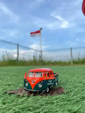 Miniatur VW Kombi Pickup Klasik – Koleksi Langka & Stylish