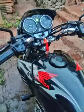 Tiger revo 2007(GL 200)