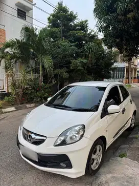 Dijual Honda Brio E Matic 1200 cc thn 2014