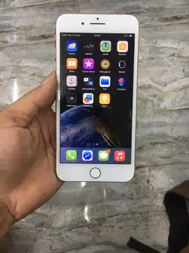 Iphone 8 plus (64 GB)