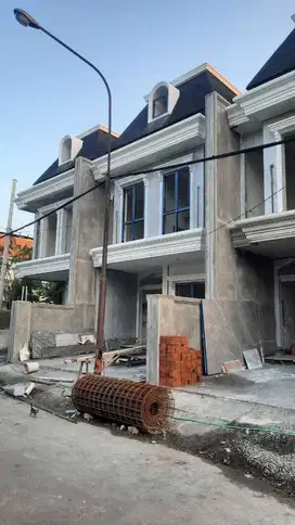 ‼️BARU GRESS 4 UNIT‼️ RUMAH di LOKASI PREMIUM DHARMAHUSADA INDAH