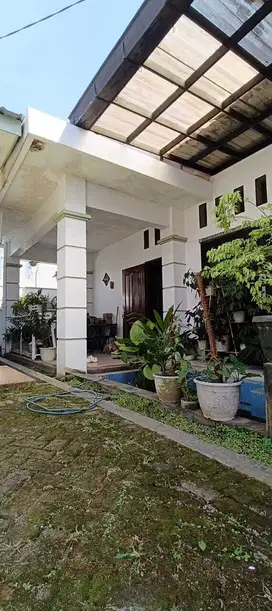 Dijual Rumah Cantik Terawat  jalan Anggaran Marendal