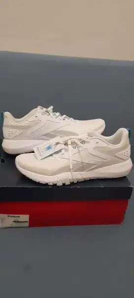 SEPATU REEBOK ORGINAL NEW