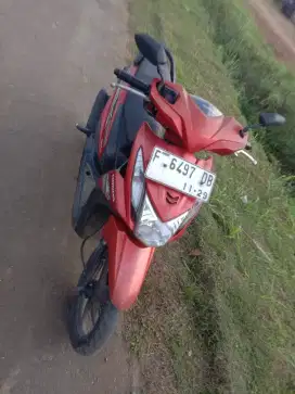 dijual motor honda beat FI, surat-surat lengkap pajak ON