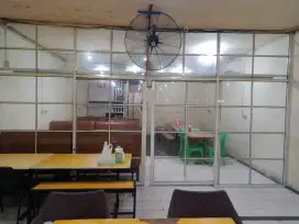 Kusen pintu kaca geser
