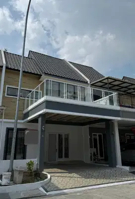 Disewakan Rumah Komplek Givency One Full Furnished