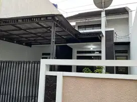 Dijual Rumah Akses Mobil di Kukusan, Depok