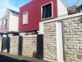 Rumah Dijual Lokasi Premium di Pasar Rebo Jakarta Timur