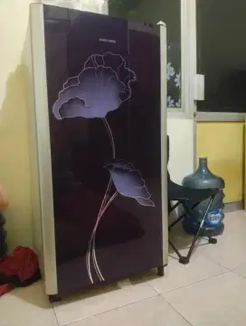 KULKAS POLYTRON 1 PINTU MINUS