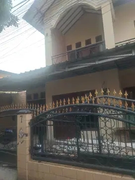 Rumah 2 Lantai Siap Huni di Ciganjur kahfi 1, Jakarta Selatan