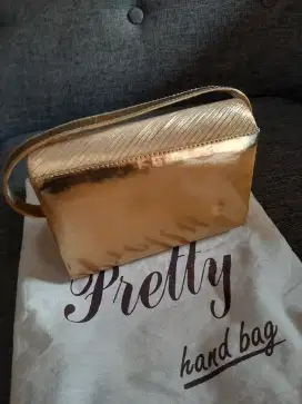 Hand bag wanita