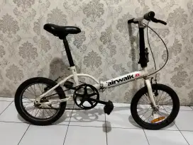 Sepeda lipat anak ukuran 16 untuk usia 5 sampai 12 tahun