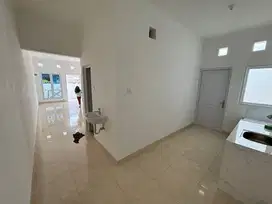 Dijual rumah baru renovasi di Harapan Indah Bekasi Barat