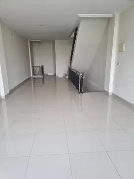 Dijual segera ruko golf island cocok untuk kantor