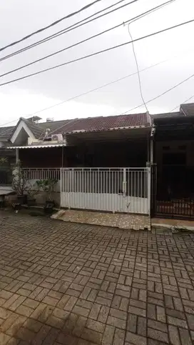Rumah siap huni di Bsd Nusaloka Serping Tangsel