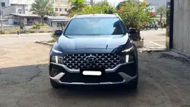 Km29rb hyundai santafe santa fe siganture diesel 2022 hitam pajak pnjg