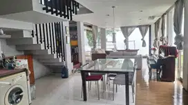Rumah 2 Lantai di Cluster Cattleya Residence, Tangerang