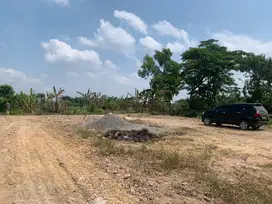 Peluang Menggiurkan: Tanah di Tepi Ringroad Utara, Dekat Kampus.