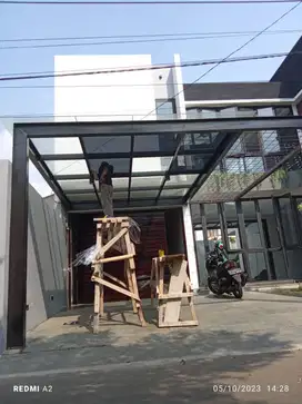 Jasa Pemasangan Sticker Kaca Film Rumah