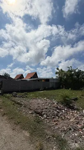 Dijual tanah plot kecil di Jl Toyaning Ungasan Bali