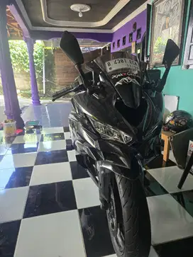 NINJA ZX25 R - 977 KILOMETER MULUS