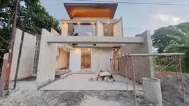 RUMAH BARU DI MAGUWO, DEKAT KAMPUS UPN, DI SLEMAN