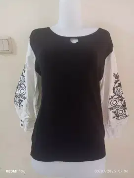 Blouse Wanita modis