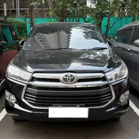 Toyota Innova 2.4 V Diesel 2017 Hitam - Mesin Terawat, Siap Pakai!