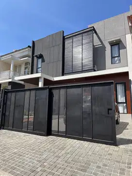 RUMAH MEWAH ARAYA GOLF MALANG