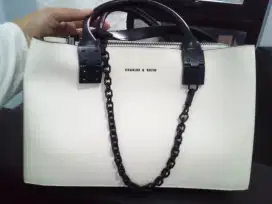 Charles & keith ori
