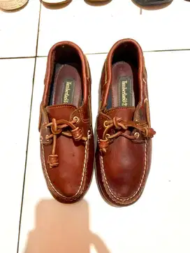 Sepatu Leather 37,5