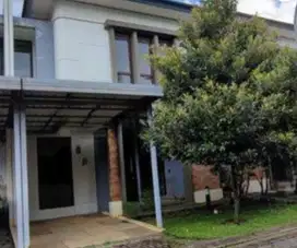 DISEWAKAN! RUMAH MODERN SIAP HUNI LOKASI STRATEGIS KAWASAN BSD