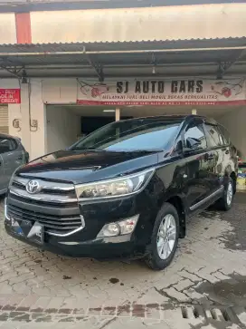 Toyota Kijqng Innova 2.0 V AT 2017 Matic Bensin BAN BARU SEMUA REBORN