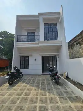 Rumah dua lantai ini siap akad untuk anda