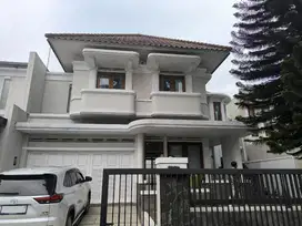 Rumah bagus bandung tempo doeloe siap huni kota baru parahyangan.