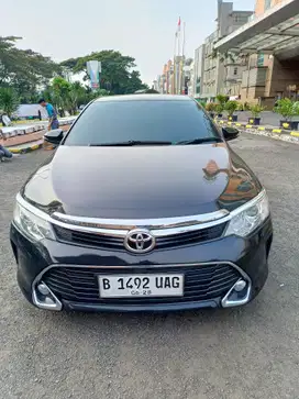 Toyota Camry V Tahun 2017 DP Nol Rupiah