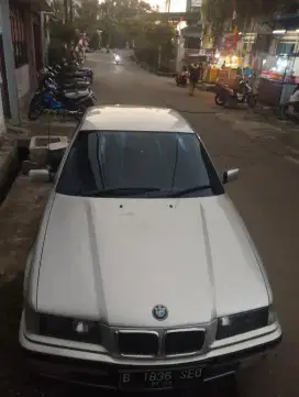 BMW e36 m43 tahun 97 silver full ori
