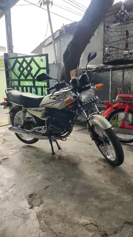RX KING THN 2002 GOLD