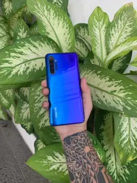 RealMe XT 8/128 Pearl Blue Snapdragon 712 Unit Only