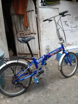 Sepeda lipat siap gowes