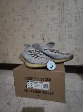 Sepatu Adidas Yeezy boost 350