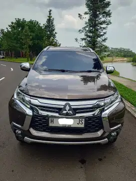 Pajero Sport Dakar 2018 4 x 2 AT