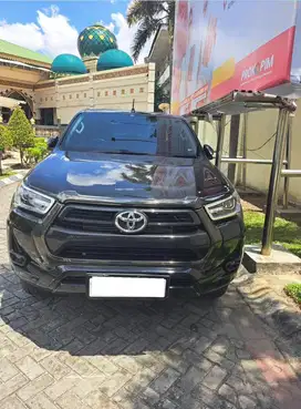 Toyota Hilux 2.4 V A/T 4x4