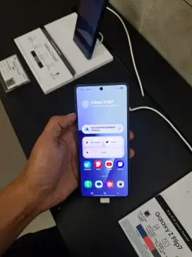 SAMSUNG Z FLIP7 DISKON 2,5 JUTA FREE BUDS FE DAN GIFT SENILAI 1 JUTA
