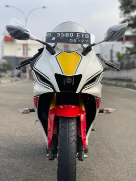 Cash/Kredit Yamaha R15 M V4 Connected WGP Abs 2022