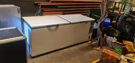DIJUAL cepat CHEST FREEZER GEA