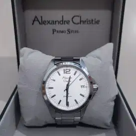 Dimahar segera jam tangan pria