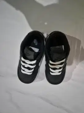 Sepatu nike ory masih bagus