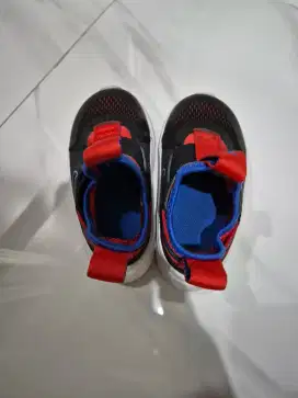 Sepatu nike anak ory