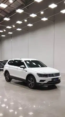 TDP 20jt! Volkswagen Tiguan TSI 1.4 Allspace AT 2020, Plat P, KM 71rb